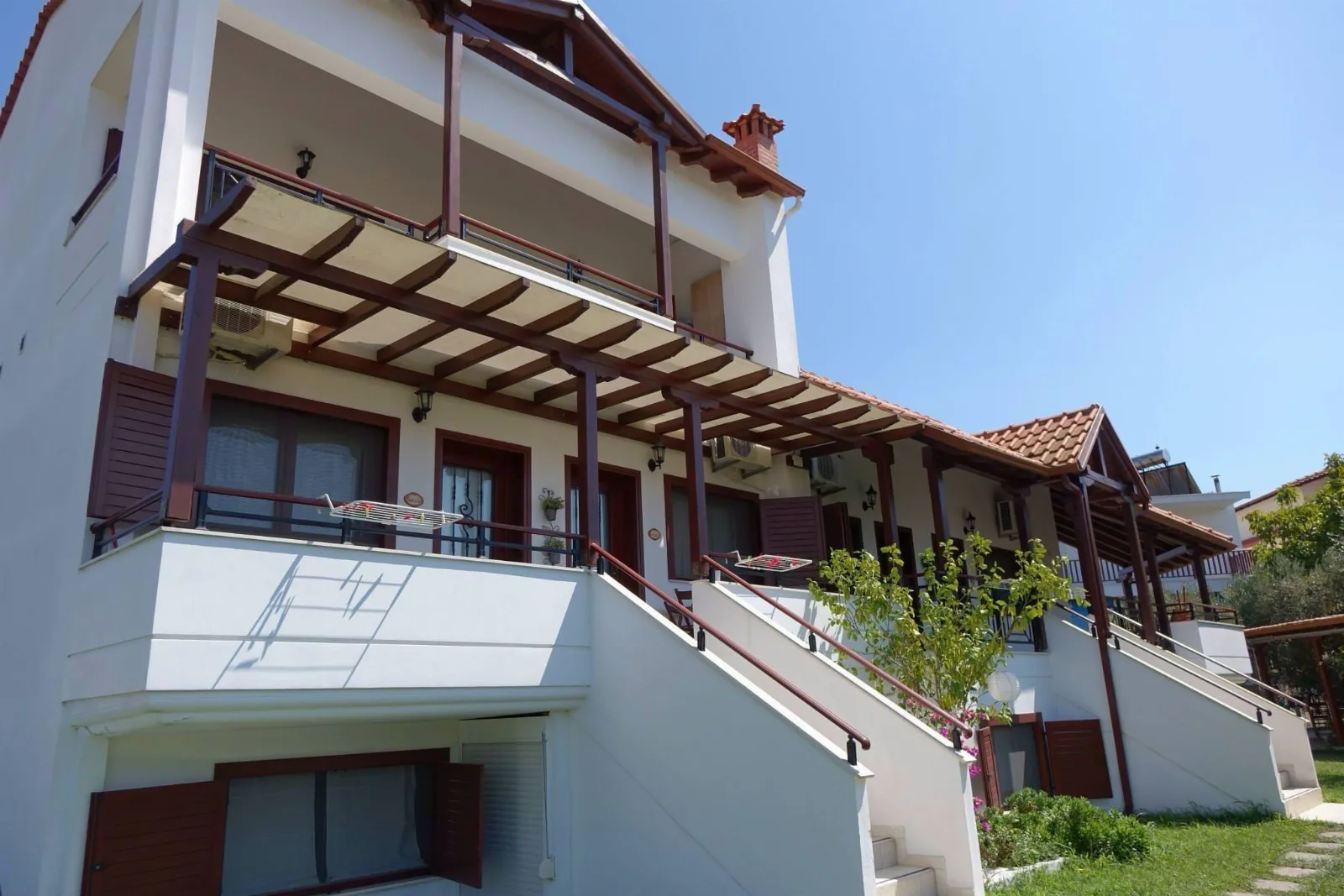 Xenonas Liogerma Apartments — Ierissos, Athos (photo 5)