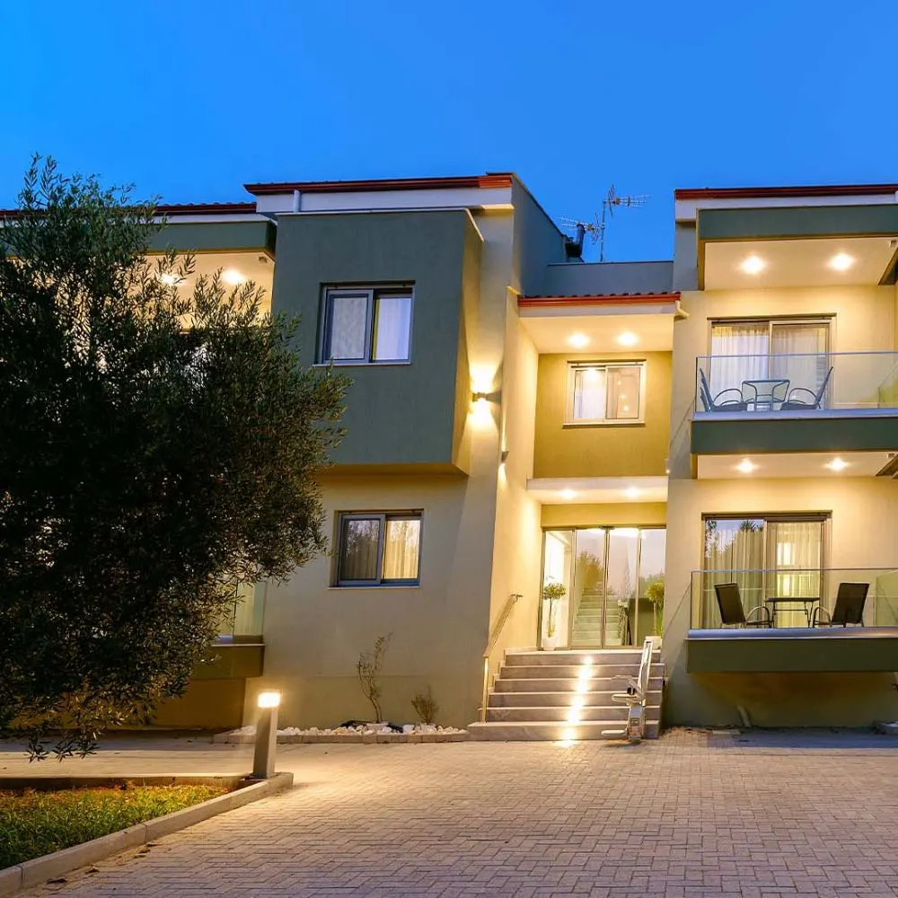Estelle Family Luxury Apartments & Suites — Gerakini, Sithonia (photo 2)
